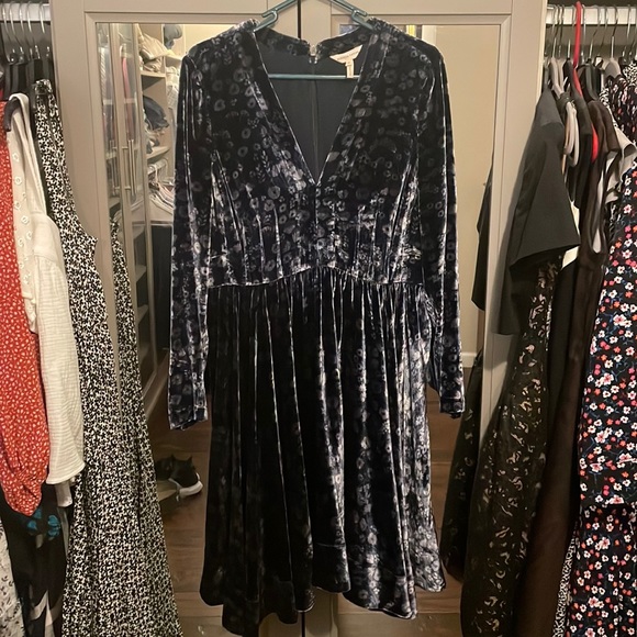 Rebecca Taylor Dresses & Skirts - Rebecca Taylor Navy Blue Velvet Liane Floral Print Dress Size 10
